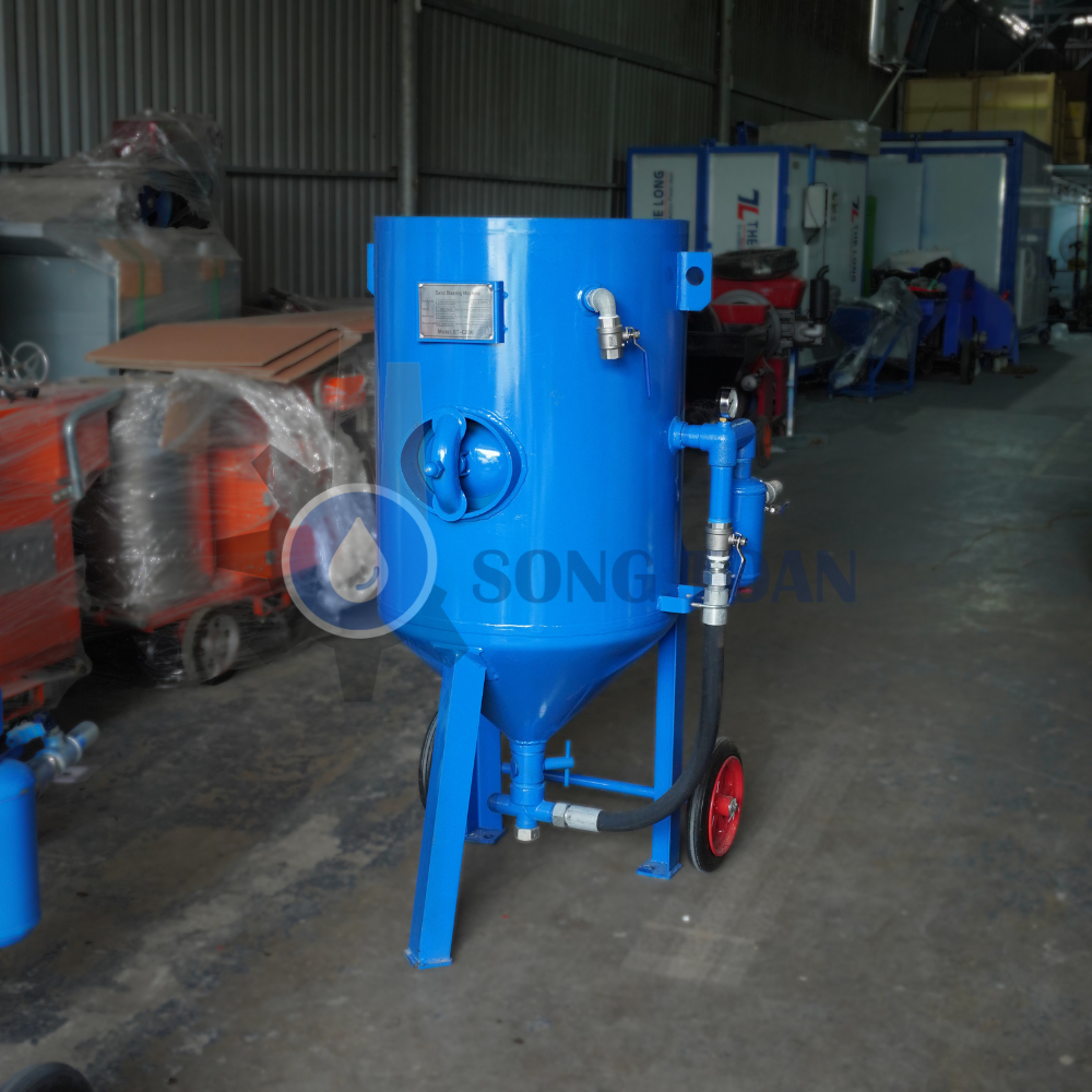 máy phun cát dạng cối 200 lít